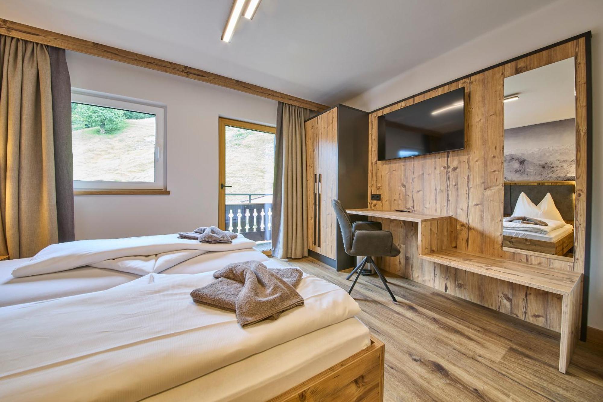 Eibinghof Bed & Breakfast & Swim Saalbach-Hinterglemm Dış mekan fotoğraf